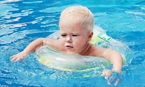 婴儿游泳馆怎么发展?如何听从顾客建议你才会经营的更好！