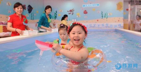 有了这样的婴儿游泳馆中秋节活动方案，还用担心活动不成功？