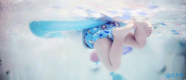 婴儿游泳一周几次最合适？关于婴儿游泳的好处，需要知道这些！