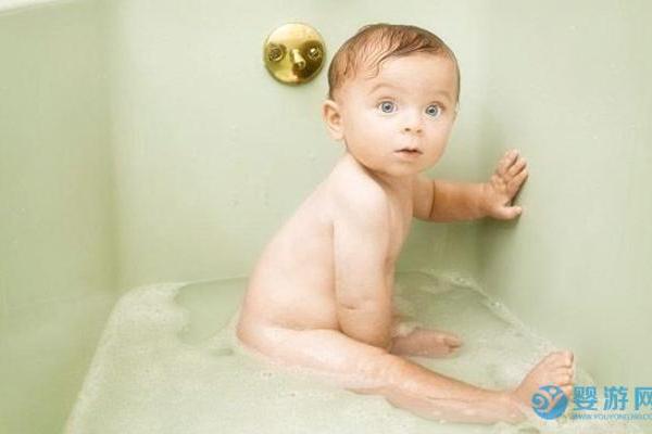 宝宝需要每天都洗澡吗？专家：适可而止吧！
