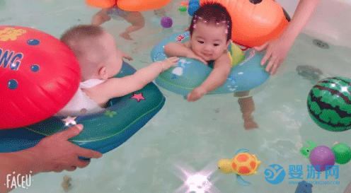 都说婴儿游泳能提高宝宝免疫力，事实究竟如何呢？