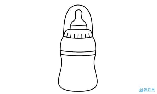 奶瓶种类繁多，新生儿使用哪种材质的奶瓶更好一点儿？