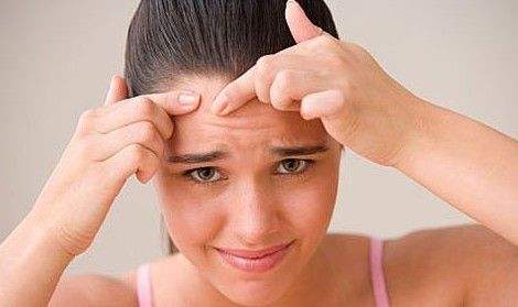 头皮长痘痘的原因，或与这五因素有关