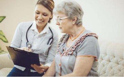 [更年期]女人更年期吃什么能养心