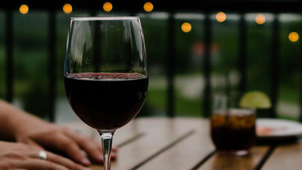 梅洛，不仅仅是大众情人