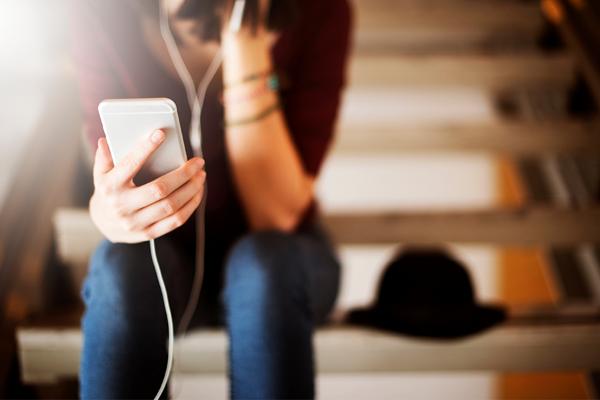 解析新文娱产业的三点趋势与四大难题