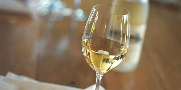 『罗伯特·蒙大维』罗伯特·蒙大维：美国酒业的传奇巨星