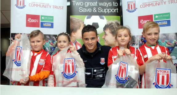 双博与斯托克城联办冬季足球课程