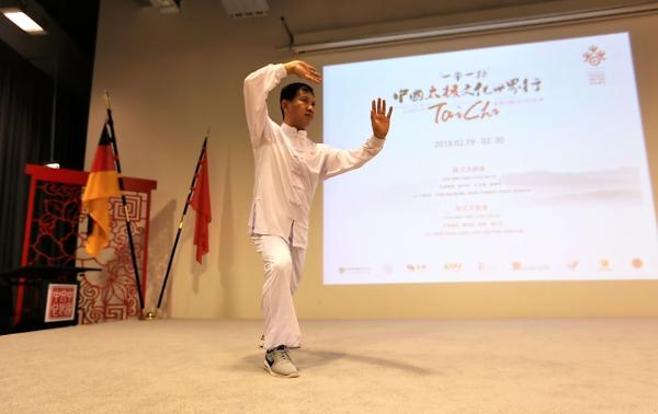 һһ·й̫ĻйվԲĻ