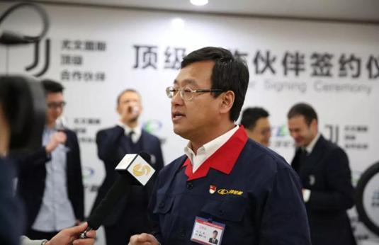 玲珑轮胎正式成为尤文图斯顶级合作伙伴！