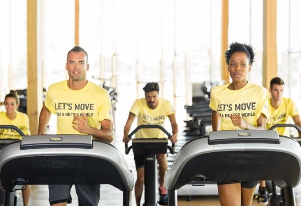 泰诺健发起“Let’s Move For A Better World” 活动
