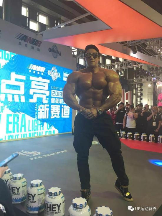 点亮职业化新赛道 奥威博瑞开启中国奥赛元年