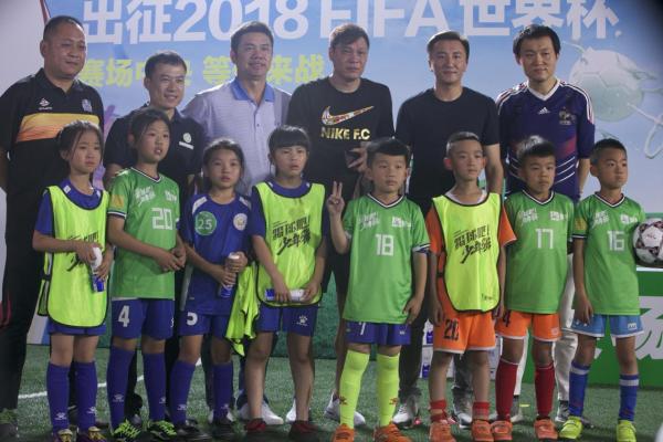 足球小将亮相世界杯赛场,《踢球吧!少年强》圆亿万球迷梦想