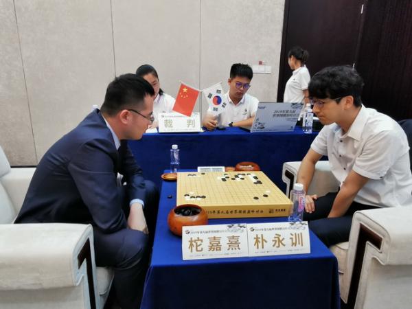 巅峰对决首轮芈昱廷不敌朴廷桓 柁嘉熹逆转朴永训