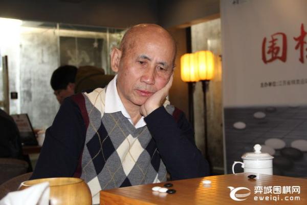 第四届太平书镇杯元老赛开幕 聂卫平执黑对华以刚