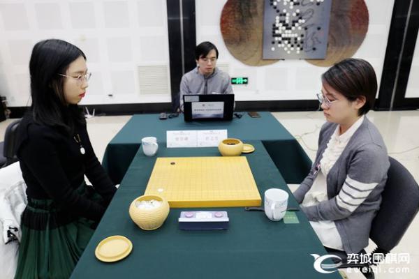 正在直播女子名人战32强 於之莹、高星靓丽出战