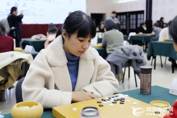正在直播女子名人战32强 於之莹、高星靓丽出战