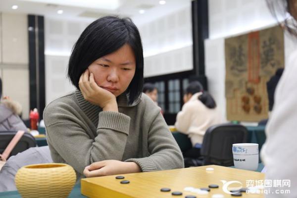 正在直播女子名人战32强 於之莹、高星靓丽出战