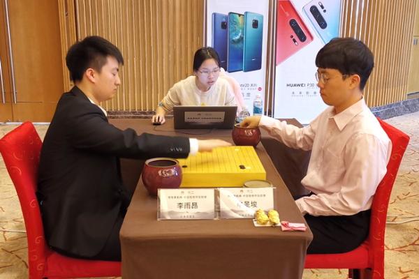 季后赛第三轮首回合四场三平 罗洗河：二比二好幸福
