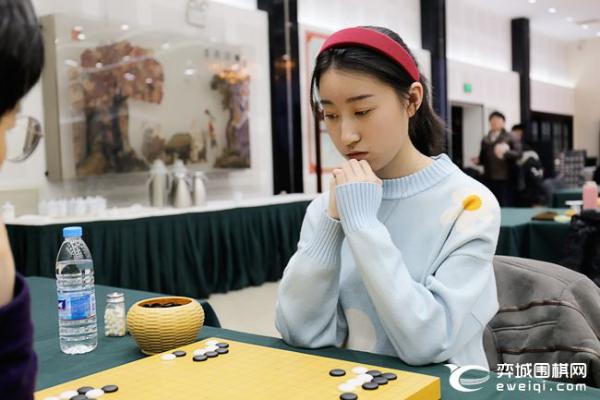 正在直播女子名人战32强 於之莹、高星靓丽出战
