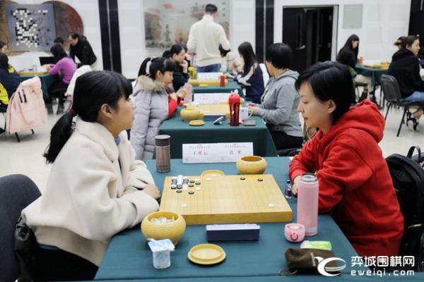 正在直播女子名人战32强 於之莹、高星靓丽出战