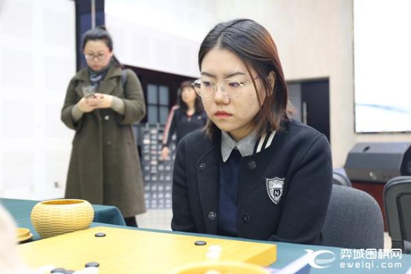 正在直播女子名人战32强 於之莹、高星靓丽出战