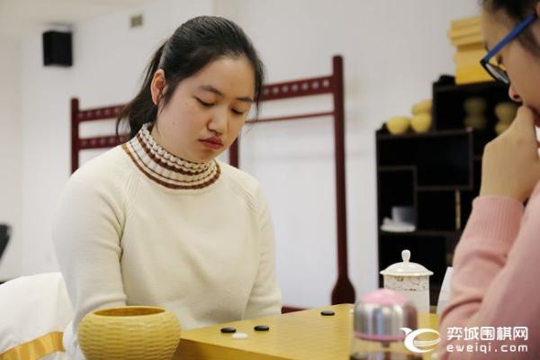 正在直播女子名人战挑战者争夺战 周泓余VS汪雨博