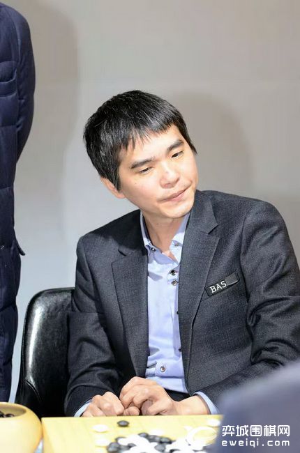 李世石退役赛第二局韩豆碾压天王 第三局21日进行