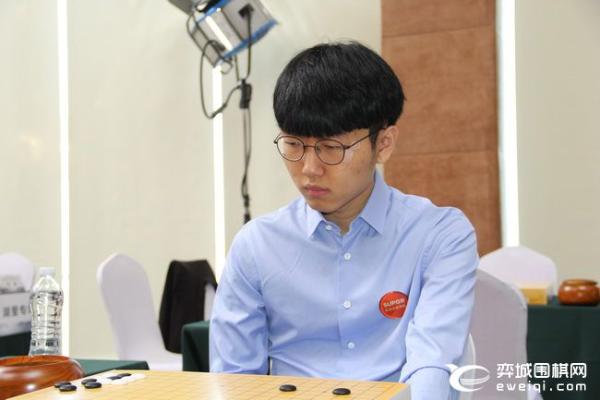 围甲总决赛首场 申真谞VS丁浩 朴廷桓VS李维清等