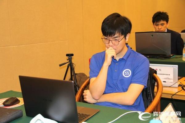 正在直播围甲第三轮 柯洁VS金志锡 朴廷桓VS廖行文