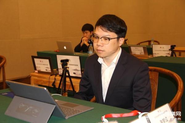 正在直播围甲第三轮 柯洁VS金志锡 朴廷桓VS廖行文
