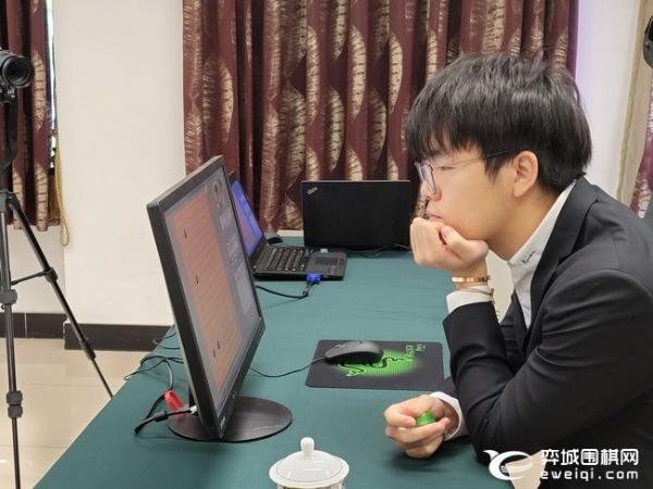 正直播三星杯决赛三番棋首局 申真谞执黑对阵柯洁