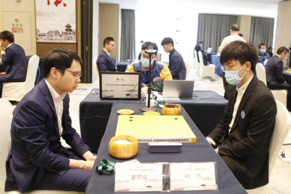 柯洁孤掌难鸣民生负浙江 申朴均获胜成都继续领跑