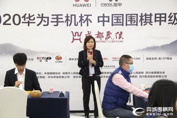 正在直播季后赛 朴廷桓VS江维杰 申真谞VS许嘉阳