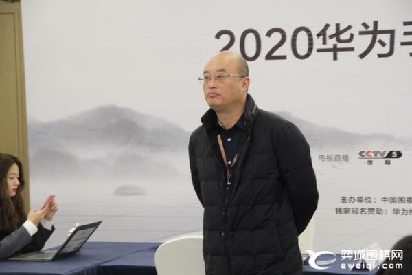 正在直播季后赛 朴廷桓VS江维杰 申真谞VS许嘉阳