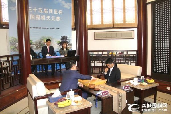 杨鼎新再度缓手完败 辜梓豪2比1挑战成功加冕天元
