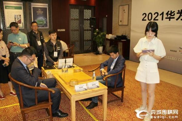 正直播围甲第三轮 中韩第一人PK 柯洁执黑对申真谞