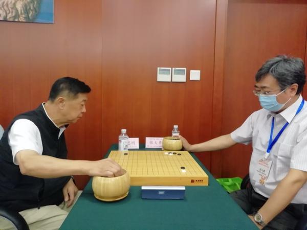 首都新闻单位围棋友谊赛在京举行 张大勇获得冠军