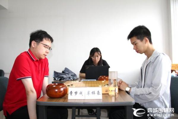 “螃蟹杯”开幕聂棋圣怀念老友 林建超：铭记恩情