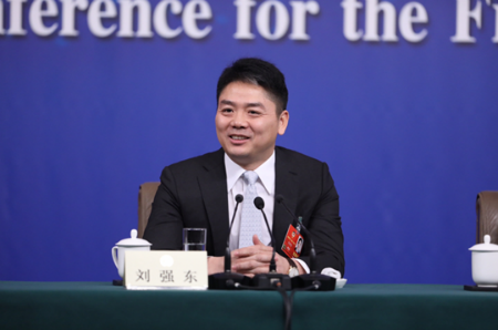 培育“扶贫品牌” 刘强东用名字为特色农产品代言