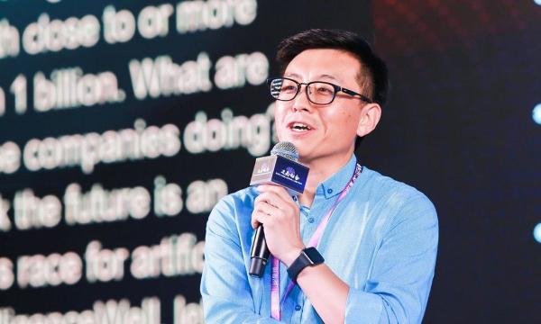 AI进入“深水区”，31位行业精英眼中的危机与机遇