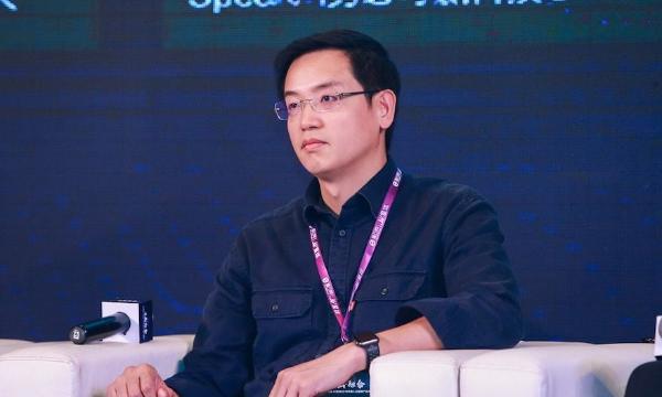 AI进入“深水区”，31位行业精英眼中的危机与机遇