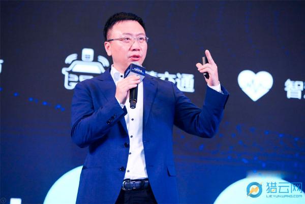 AI进入“深水区”，31位行业精英眼中的危机与机遇