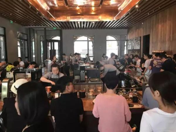 星巴克啤酒，70元一杯背后的中国野心