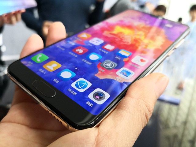 华为手机2018年发货已超1亿台 余承东豪言挑战2亿台年销量