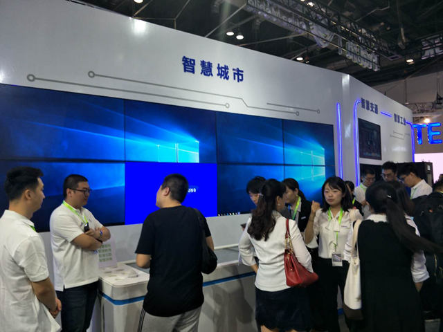 赋能新时代：从2018通信展看中国移动“智慧政企”如何布局未来