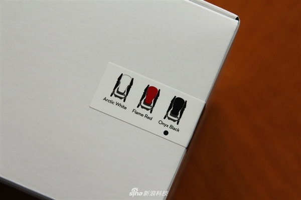 大疆Mavic&nbsp;Air无人机开箱：便携可折叠&nbsp;性能强悍