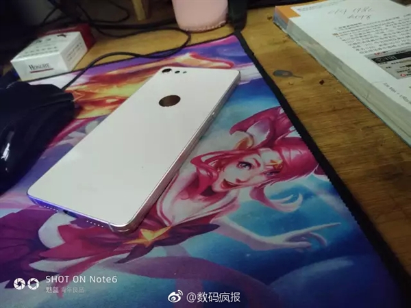 白色版坚果Pro&nbsp;2真机曝光：颜值大赞