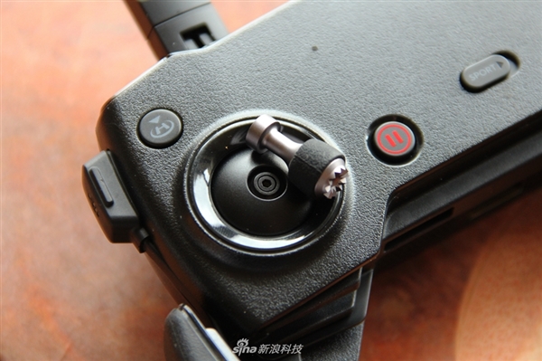 大疆Mavic&nbsp;Air无人机开箱：便携可折叠&nbsp;性能强悍