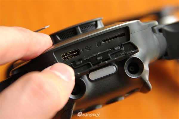 大疆Mavic&nbsp;Air无人机开箱：便携可折叠&nbsp;性能强悍